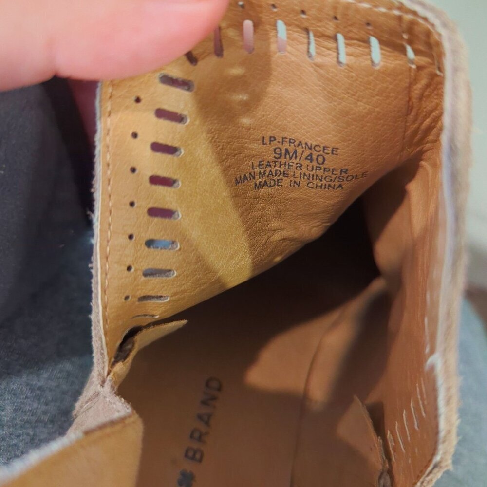 Lucky Brand Tan Suede Ankle Booties Size 9 - Picture 8 of 10